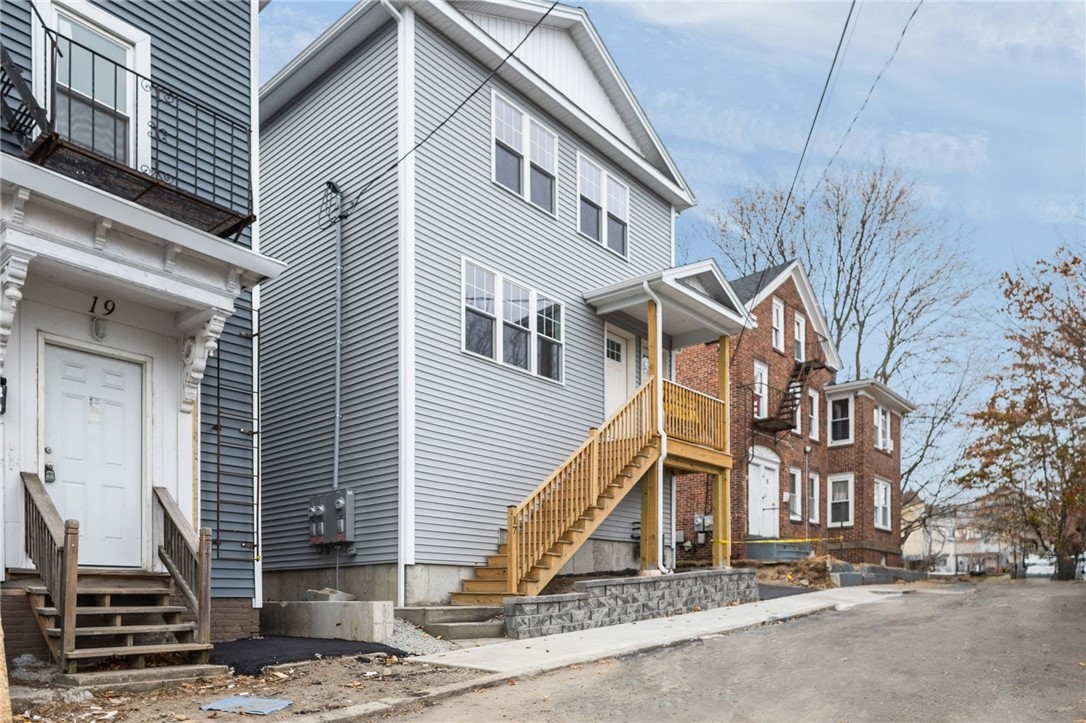17 Judith Street Providence, RI 02909 - Photo 5 of 45