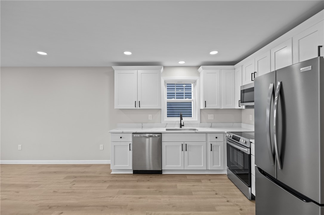 17 Judith Street Providence, RI 02909 - Photo 9 of 45