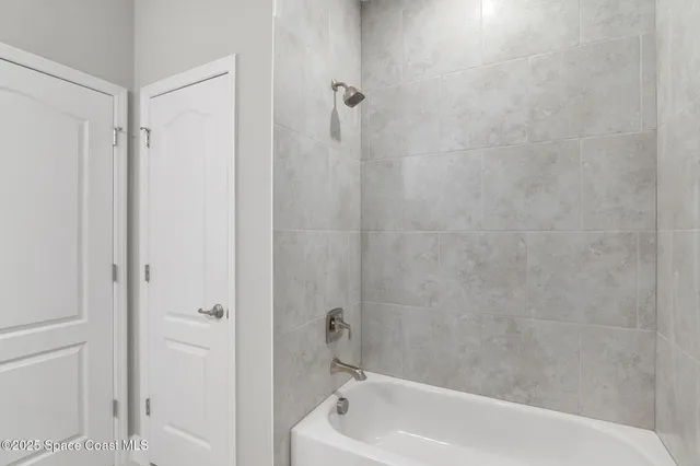 a bathroom with a tub