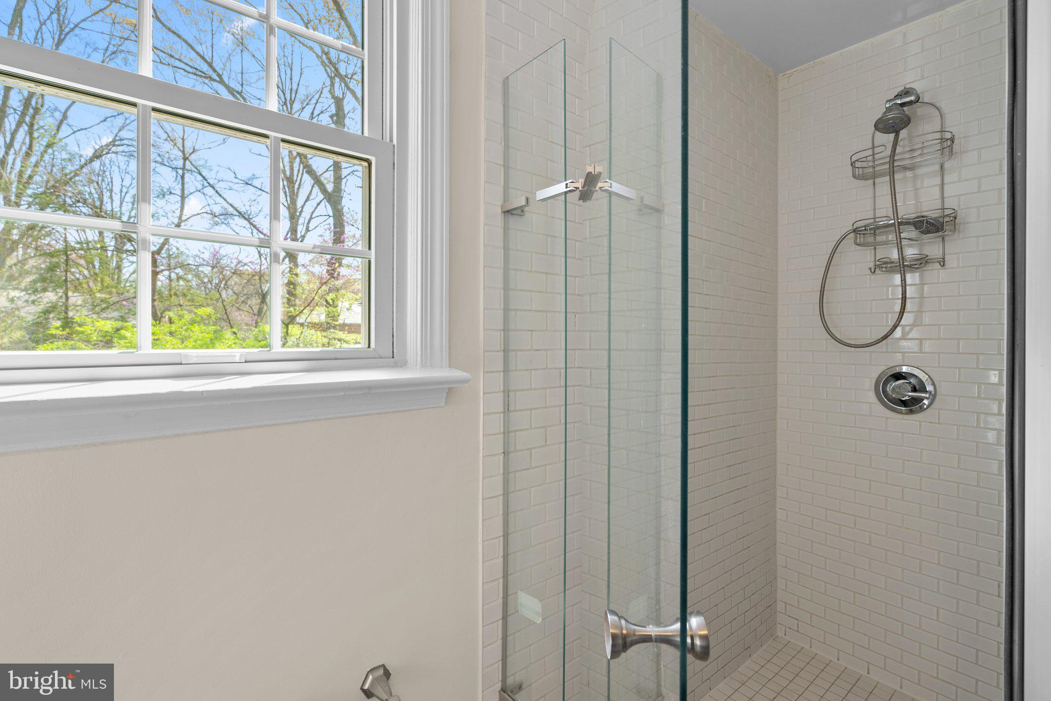 1113 Lancaster Road Takoma Park, MD 20912 - Photo 20 of 39