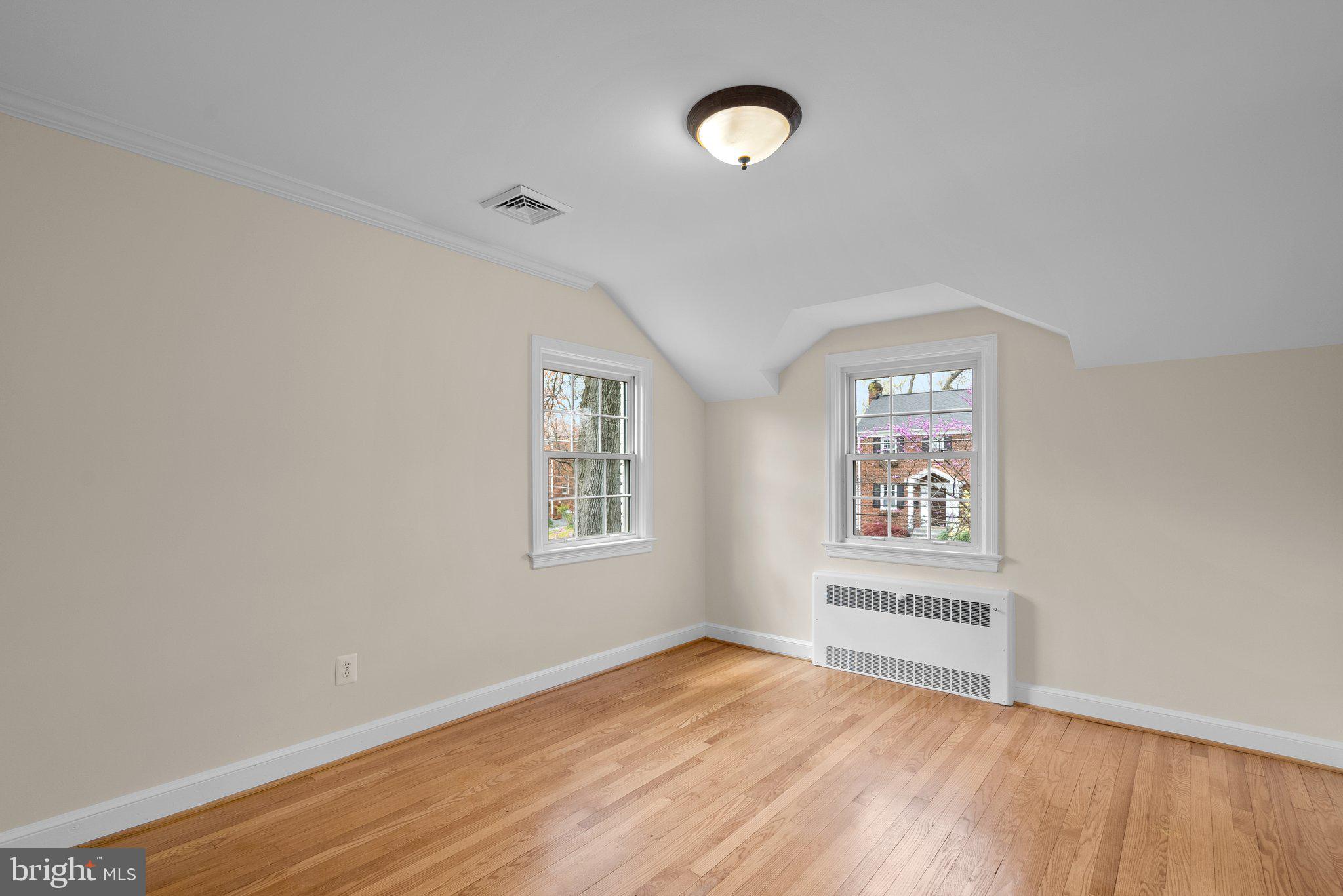 1113 Lancaster Road Takoma Park, MD 20912 - Photo 23 of 39 Bedroom 3