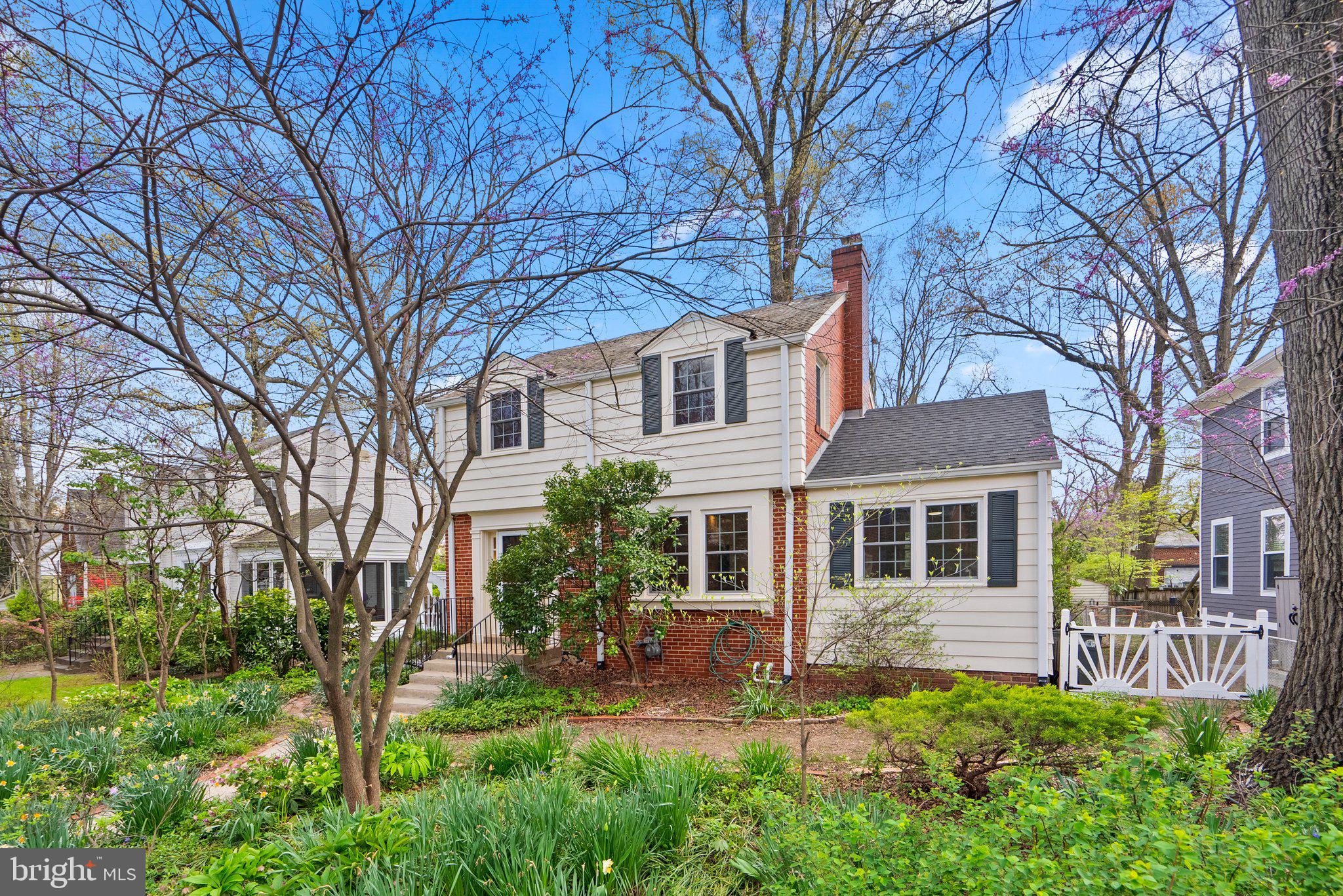 1113 Lancaster Road Takoma Park, MD 20912 - Photo 3 of 39