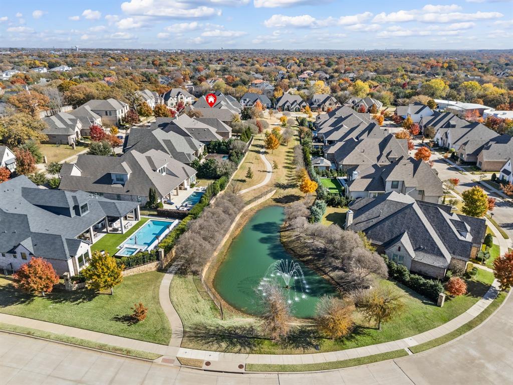 909 Winding Ridge Trail Southlake, TX 76092 - Photo 34 of 36 an aerial view of residential houses with outdoor space