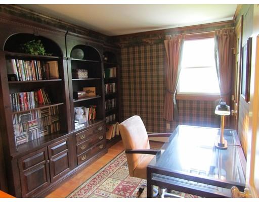42 Spruce Road Swansea, MA 02777 - Photo 8 of 15 Gallery Image 8