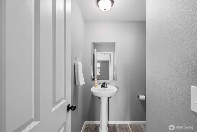 $569,000 | 1324 Daffodil Avenue Northeast, Orting, WA 98360