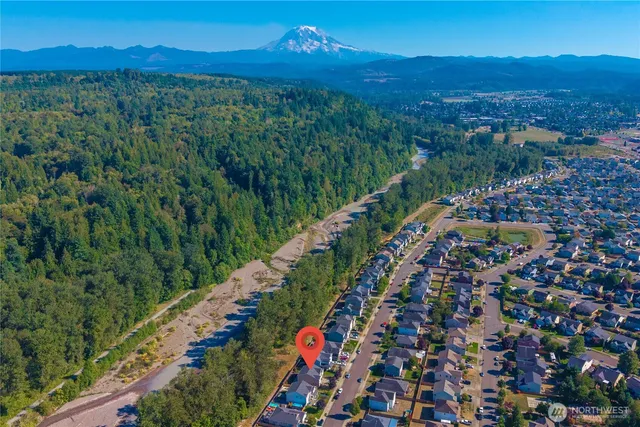 $569,000 | 1324 Daffodil Avenue Northeast, Orting, WA 98360