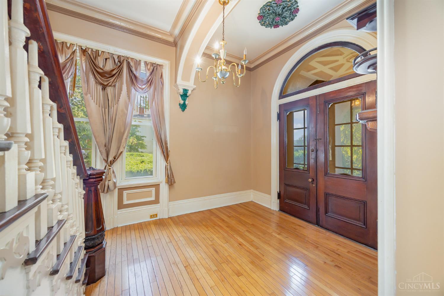 6604 River Road Cincinnati, OH 45233 - Photo 4 of 33 Gallery Image 4