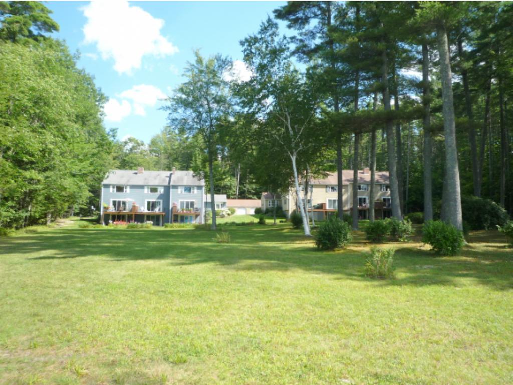 103-4 Clark Road, Unit 4 Wolfeboro, NH 03894 - Photo 3 of 26 Gallery Image 3