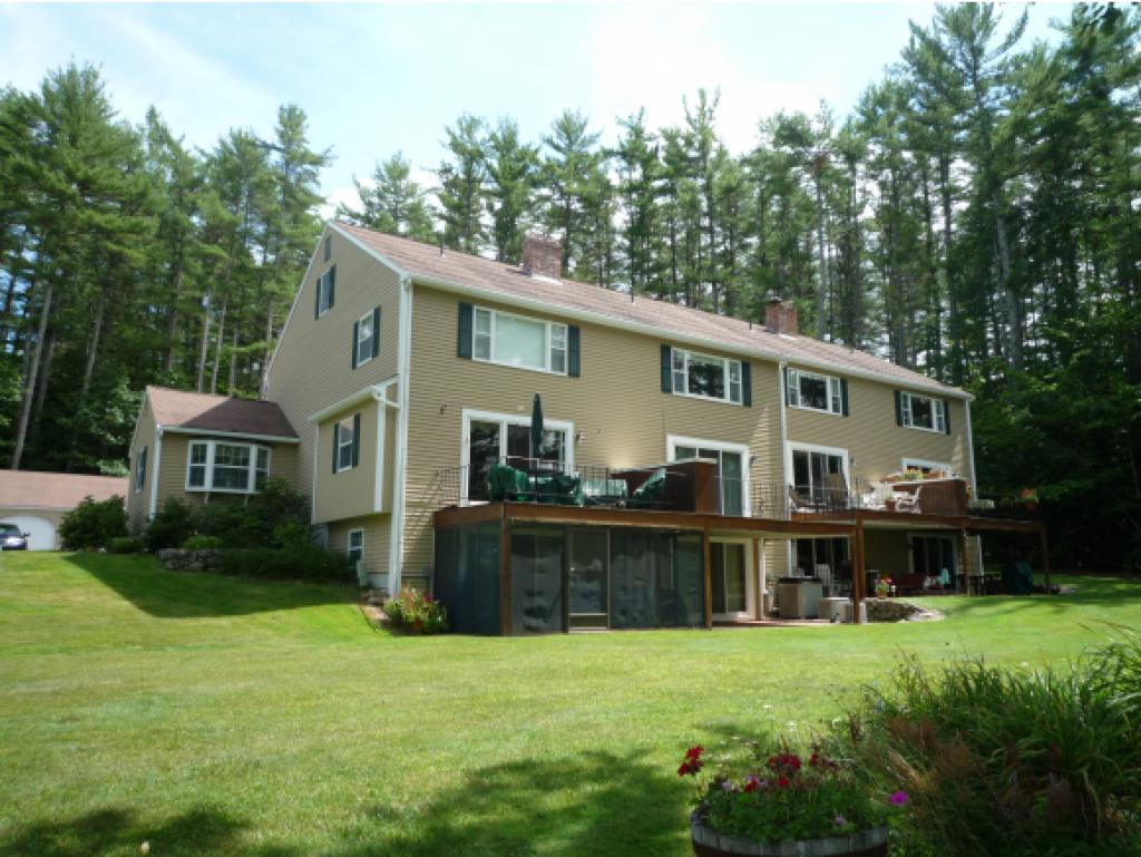 103-4 Clark Road, Unit 4 Wolfeboro, NH 03894 - Photo 8 of 26 Gallery Image 8