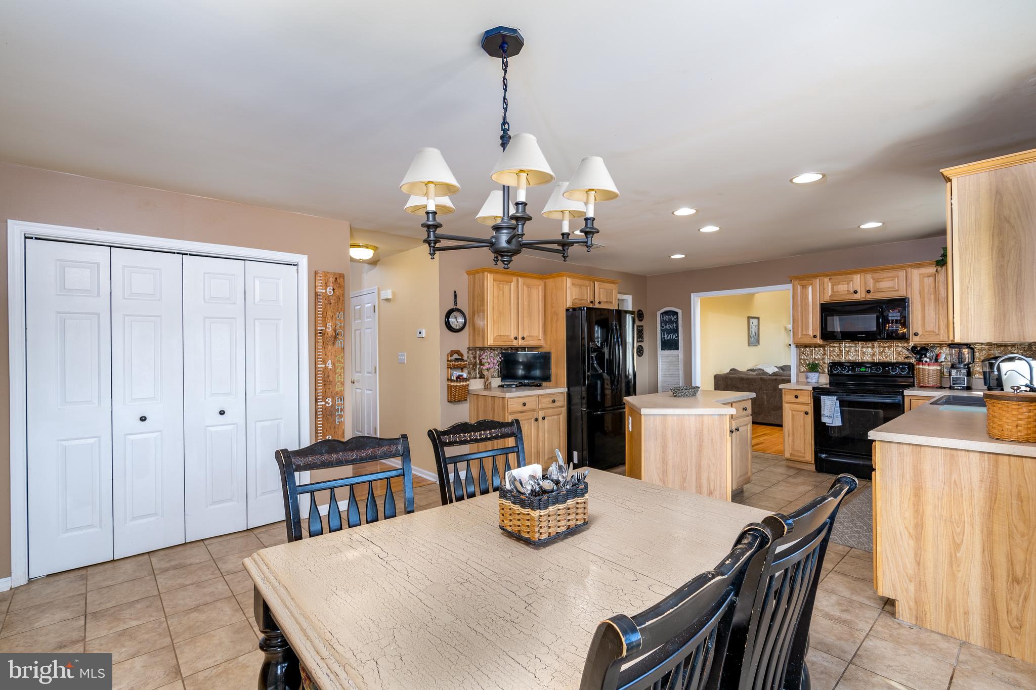 4875 Aziza Road New Tripoli, PA 18066 - Photo 16 of 39 Gallery Image 16