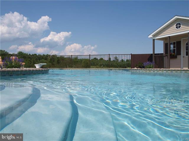 4875 Aziza Road New Tripoli, PA 18066 - Photo 31 of 39 Gallery Image 31