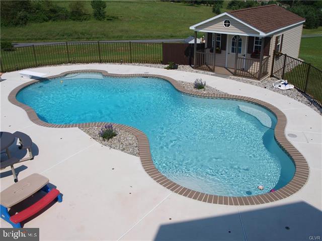 4875 Aziza Road New Tripoli, PA 18066 - Photo 35 of 39 Gallery Image 35