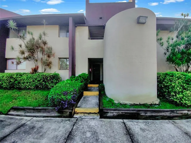 $153,000 | 705 South Village Drive, Unit 205, St. Petersburg, FL 33716