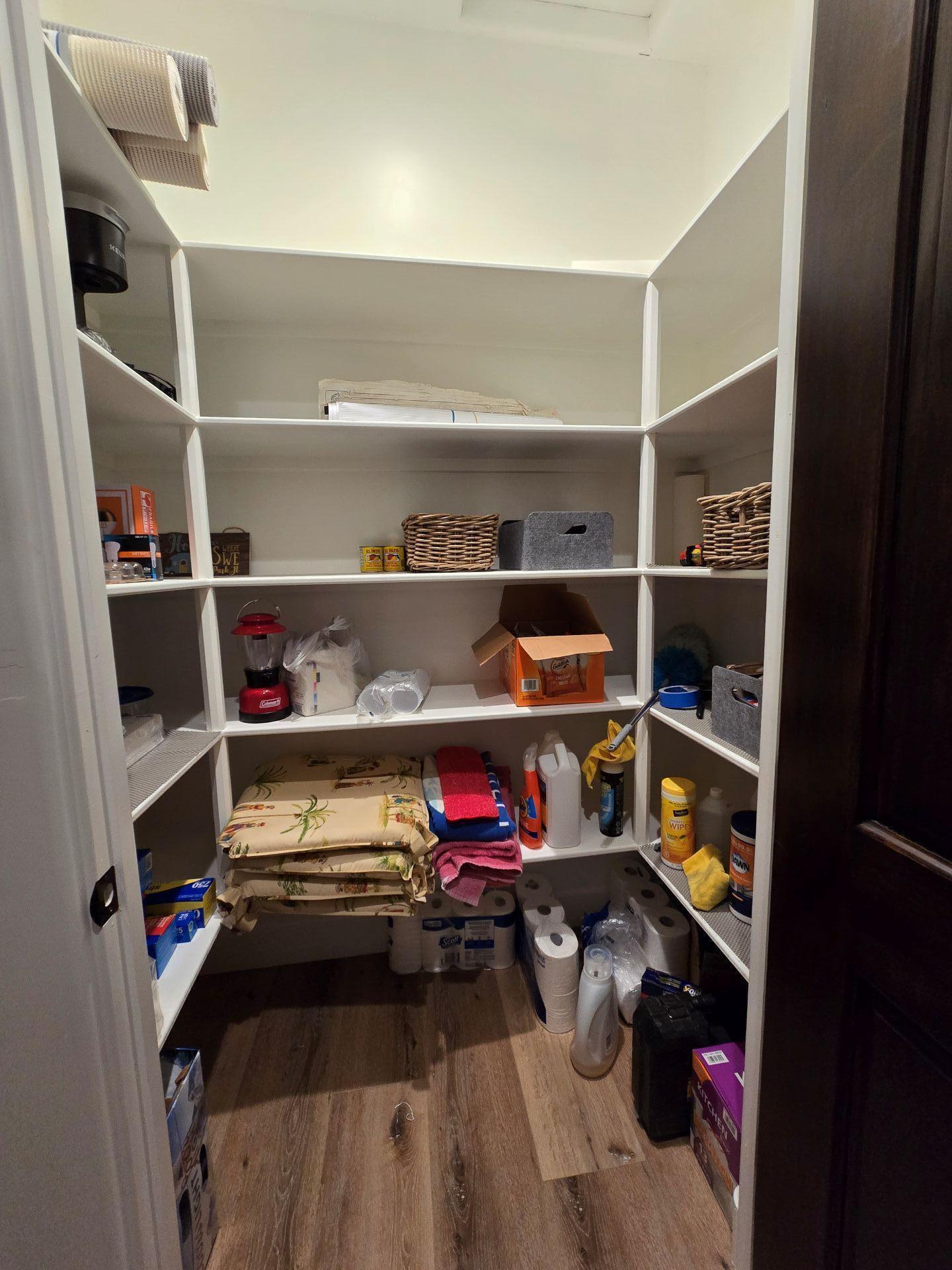 240 Rockinghorse Bend Road Payson, AZ 85541 - Photo 23 of 53 a room with storage and a closet