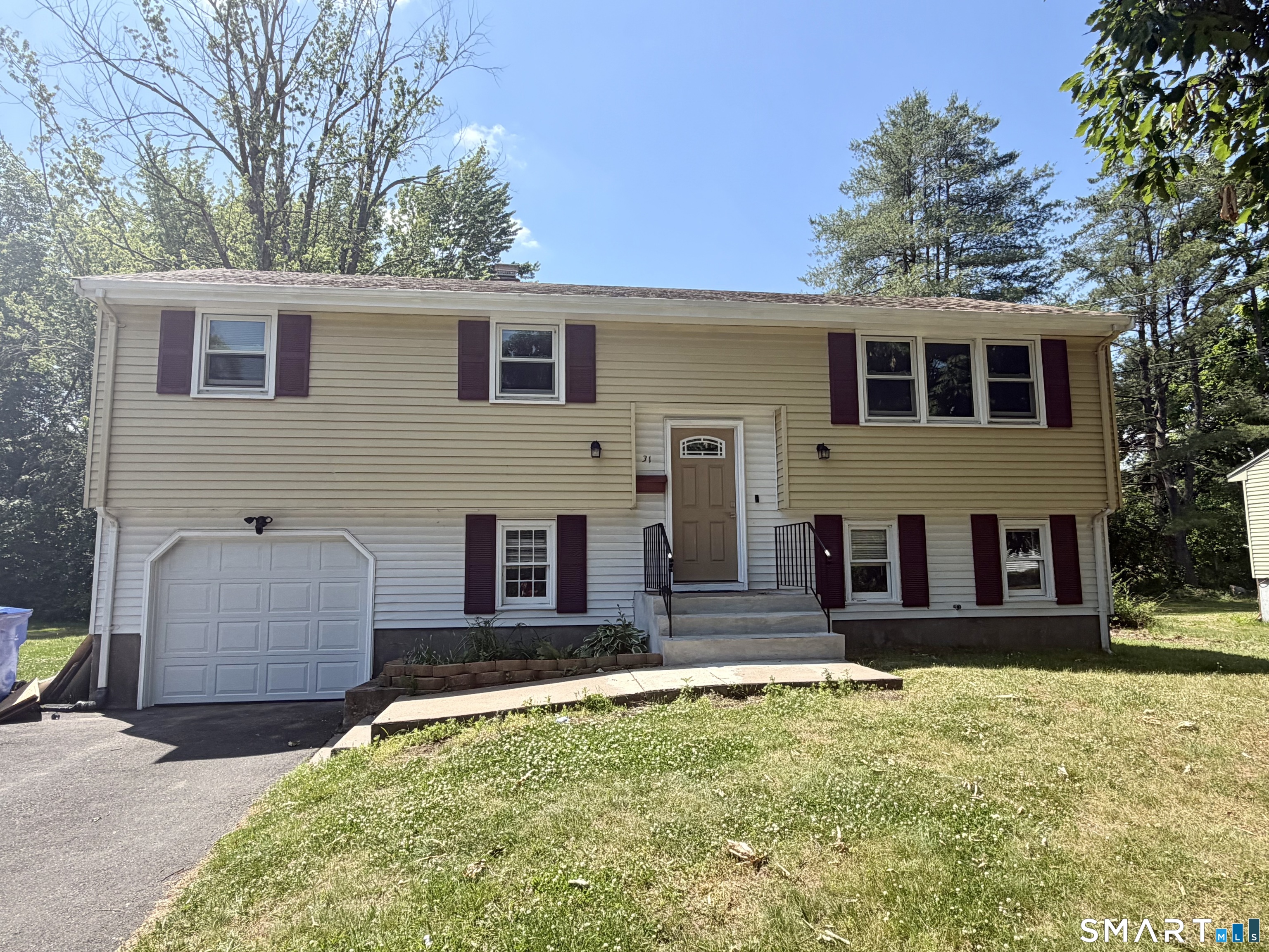 31 Forest Lane Bloomfield, CT 06002 - Photo 12 of 12