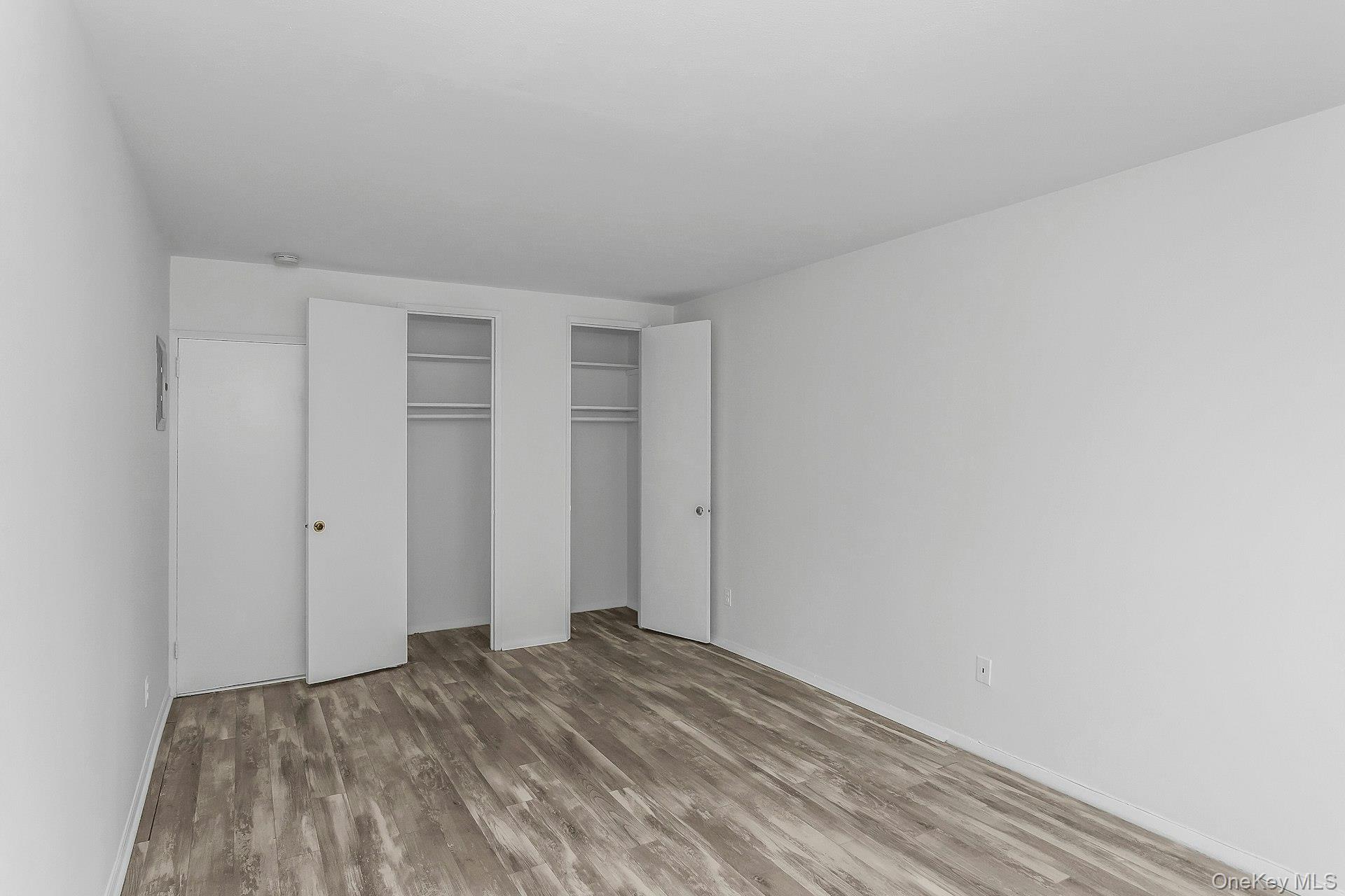 75 Noble Street, Unit 121 Lynbrook, NY 11563 - Photo 14 of 24 a view of room