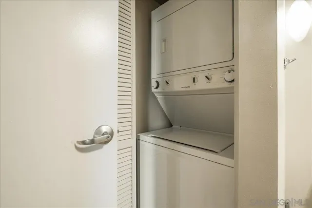 a close up view of washer and dryer