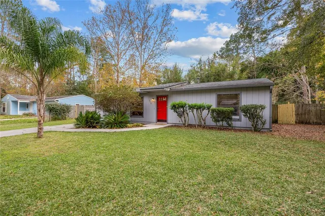 $270,000 | 2715 Northwest 44th Place, Gainesville, FL 32605