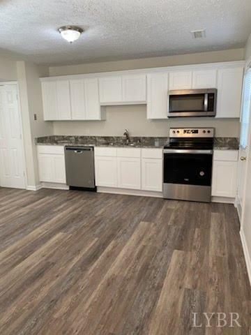 1610 Ruffner Place Lynchburg, VA 24503 - Photo 1 of 15 Gallery Image 1