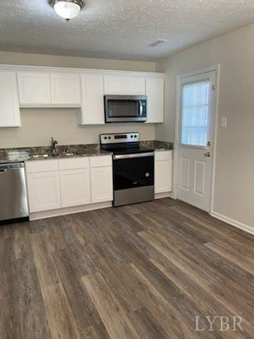 1610 Ruffner Place Lynchburg, VA 24503 - Photo 2 of 15 Gallery Image 2