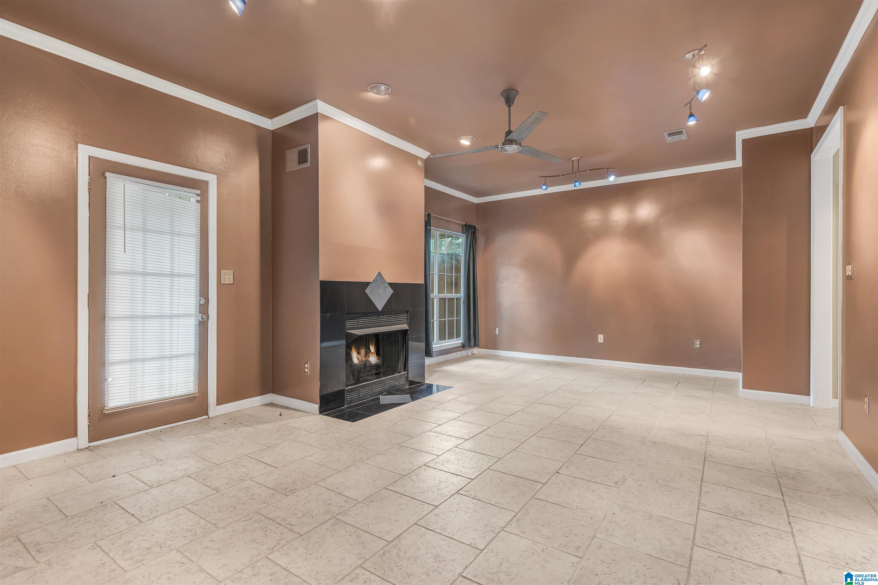466 Cambrian Ridge Trail Pelham, AL 35124 - Photo 8 of 30