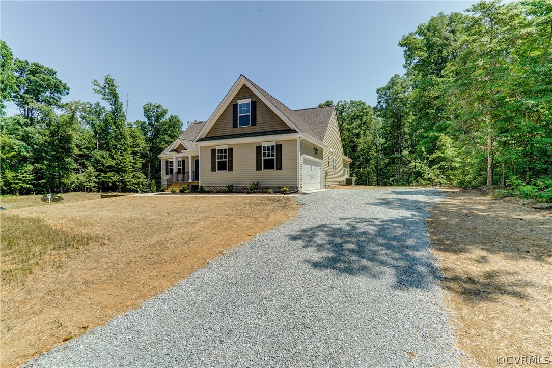 8805 Klamath Road Quinton, VA 23141 - Photo 5 of 41 Gallery Image 5