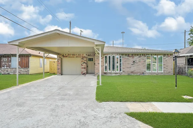 $1,650 | 1304 Sage Drive, Galena Park, TX 77547