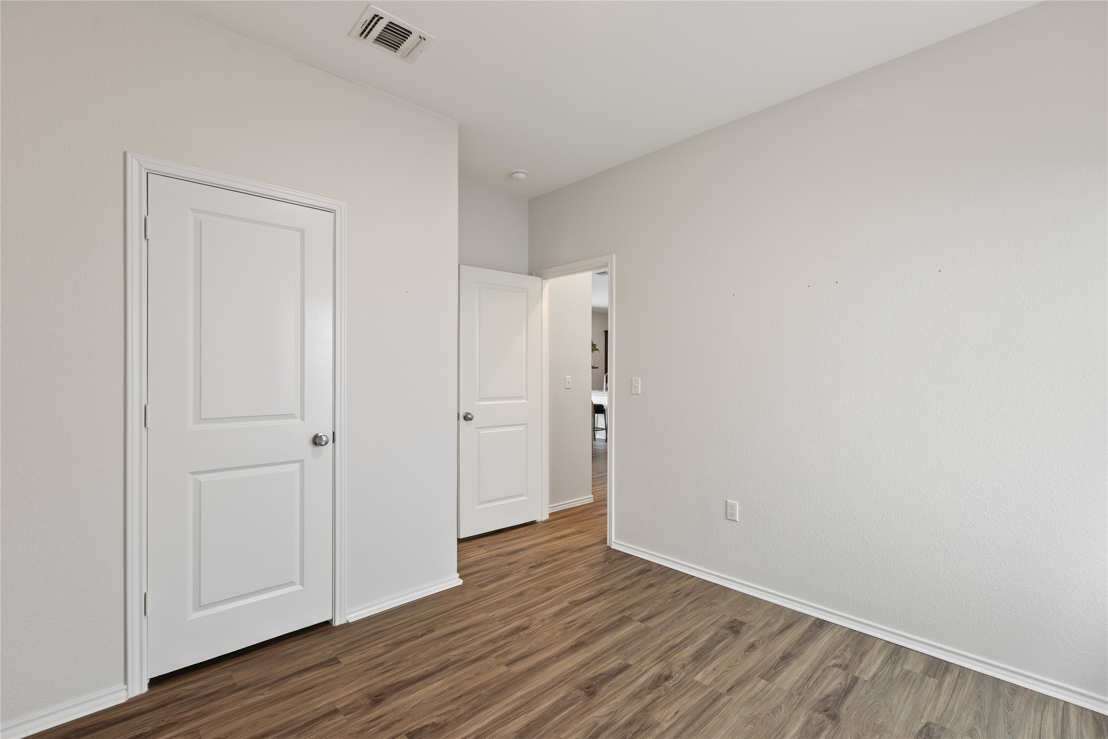 7101 Spirit Hill Road Austin, TX 78744 - Photo 26 of 40 Secondary Bedroom