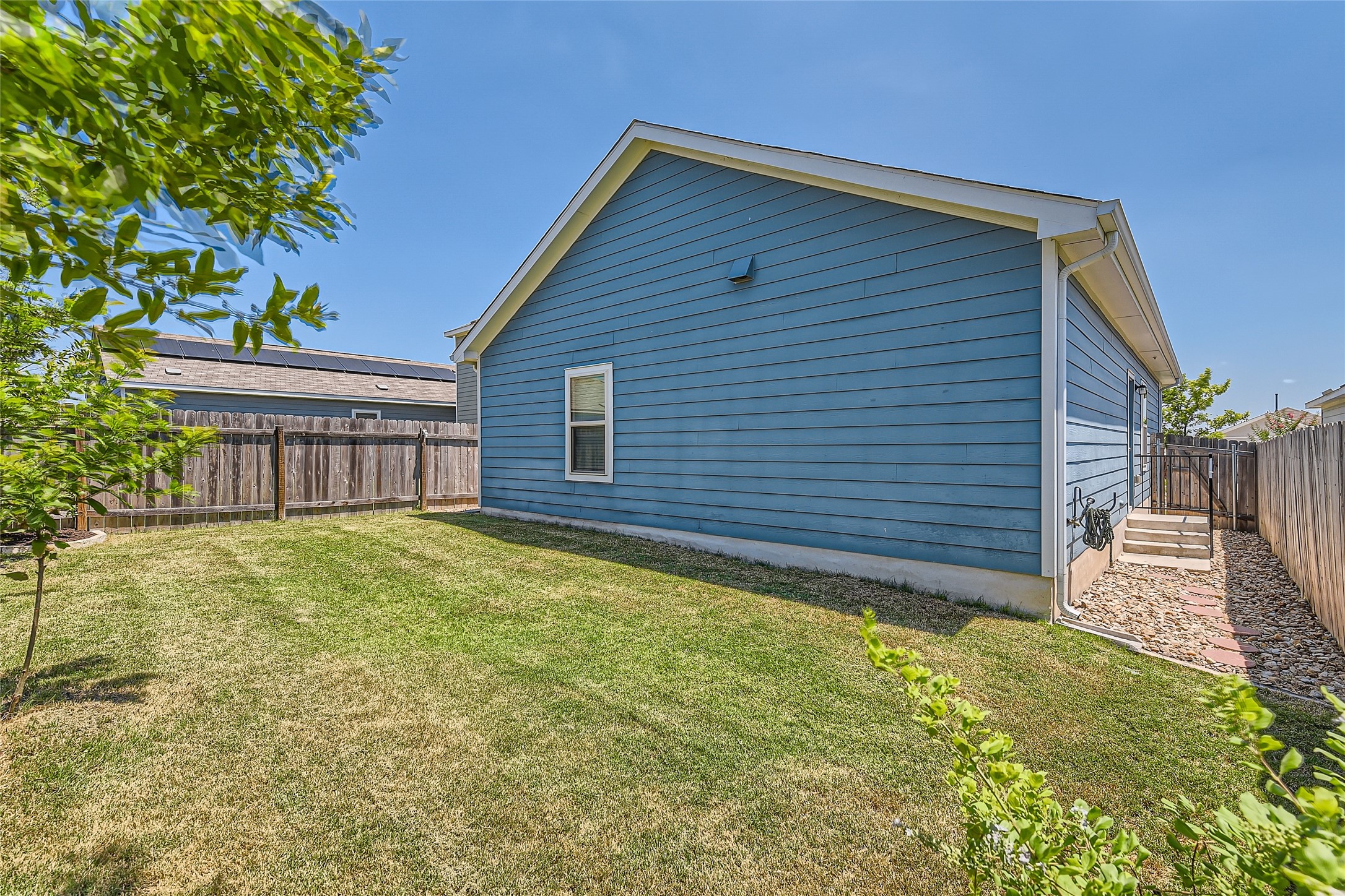 7101 Spirit Hill Road Austin, TX 78744 - Photo 31 of 32