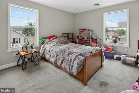 $550,000 | 280 Olive Street, Warminster, PA 18974