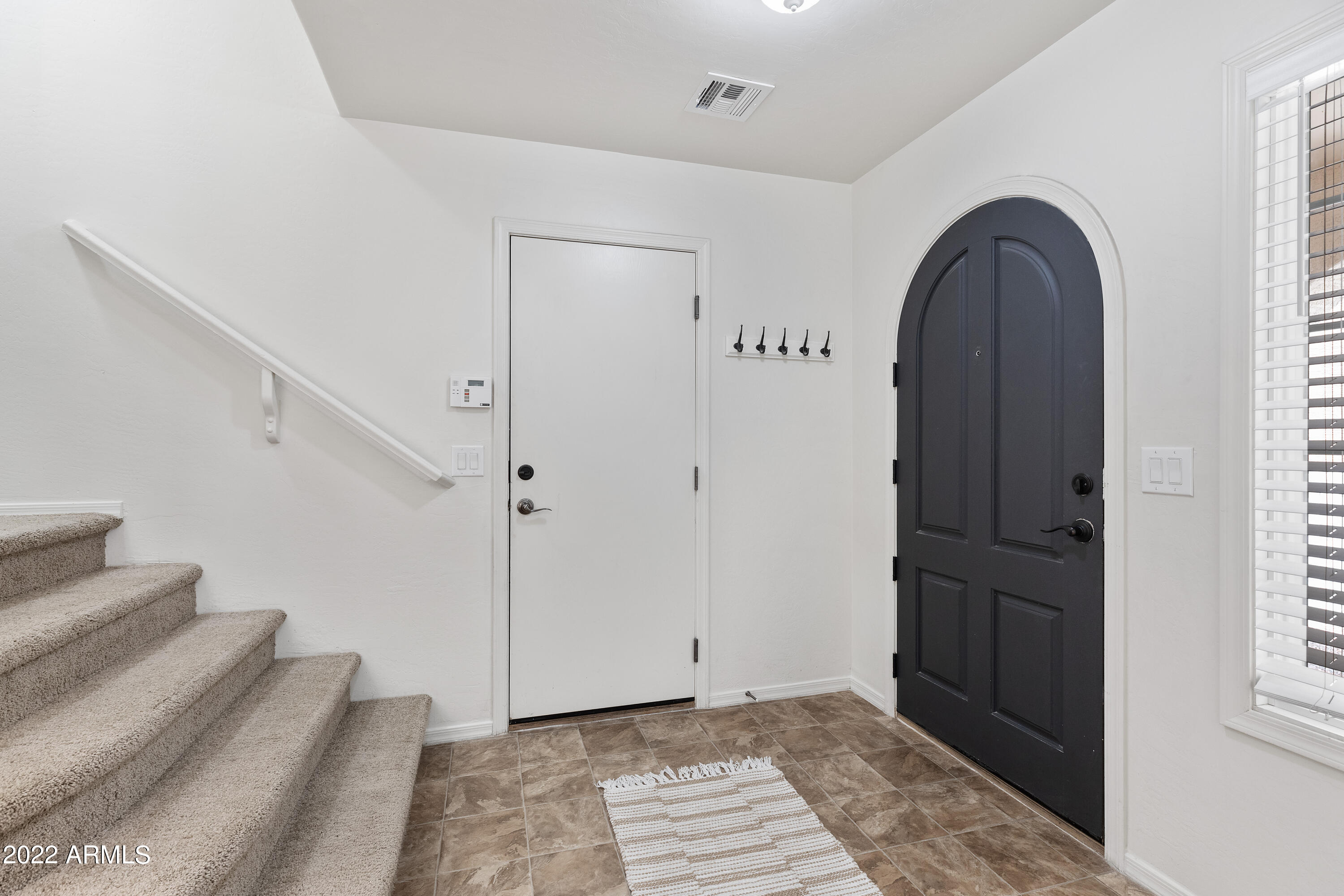 929 South Storment Lane Gilbert, AZ 85296 - Photo 1 of 44 7D3A7582