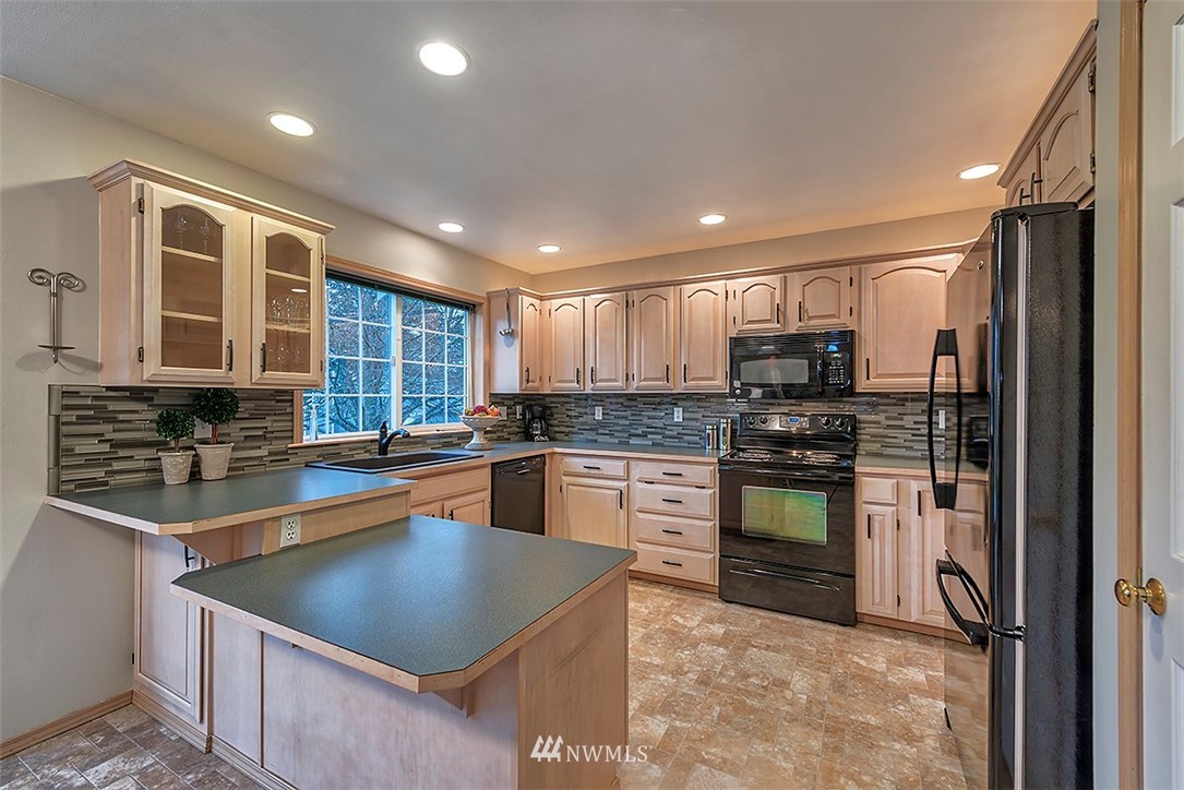 24115 1st Place West Bothell, WA 98021 - Photo 8 of 25
