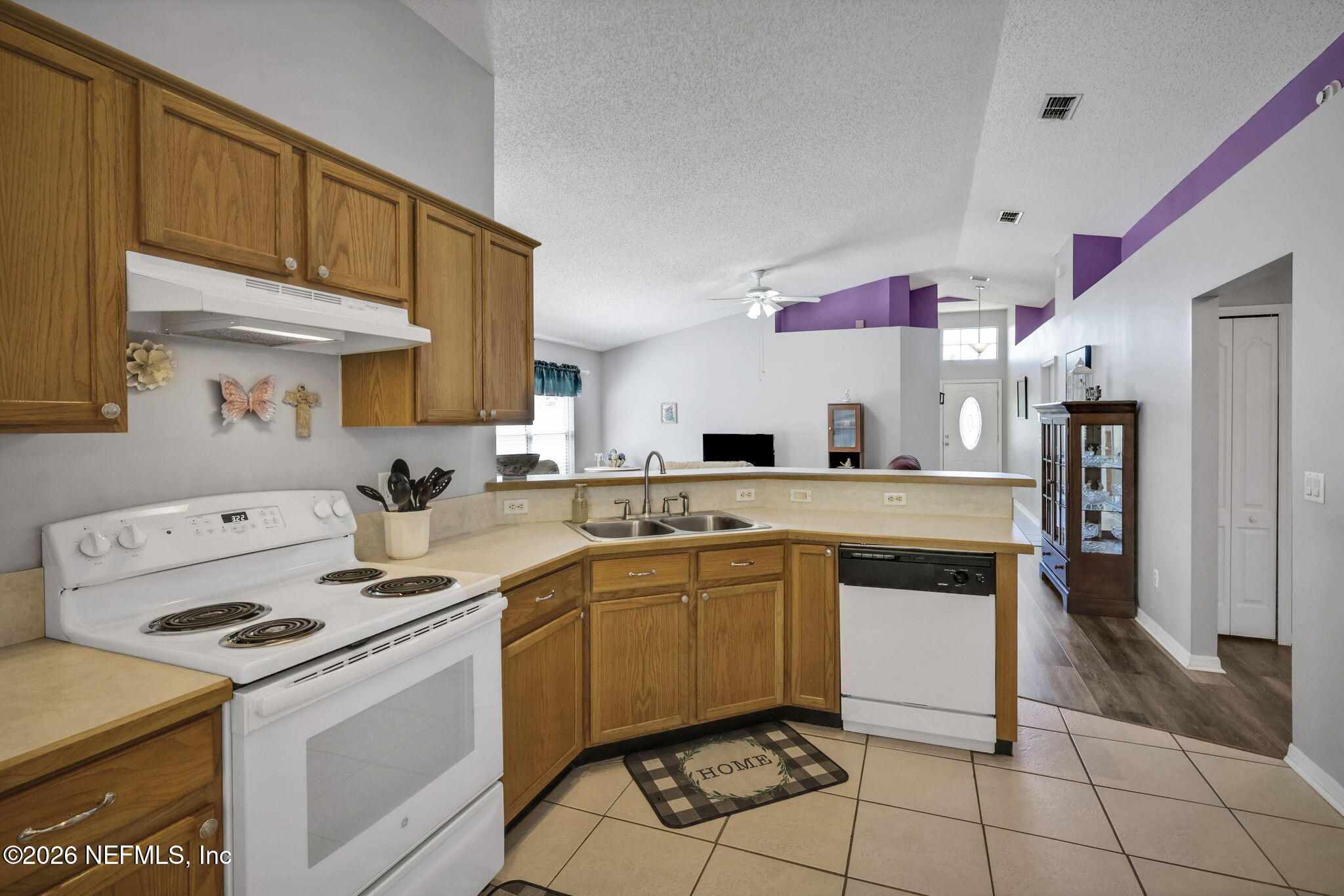 3071 Wavering Lane Middleburg, FL 32068 - Photo 4 of 34 44-web-or-mls-036A5051