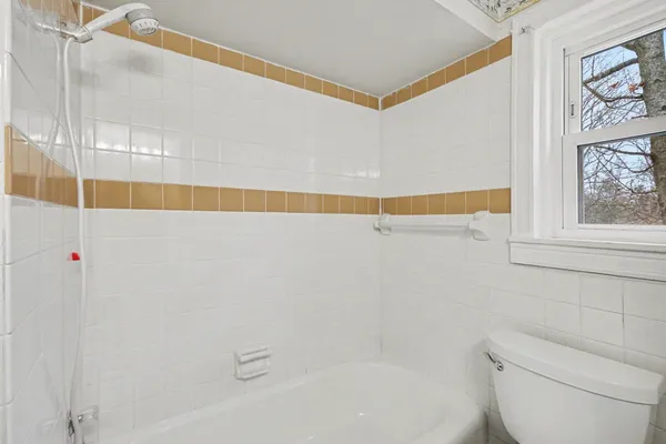 $269,900 | 982 Woodworth Street Northeast, Grand Rapids, MI 49525