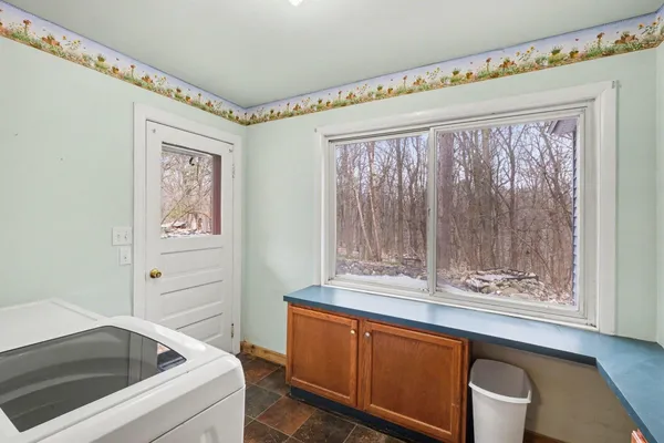 $269,900 | 982 Woodworth Street Northeast, Grand Rapids, MI 49525
