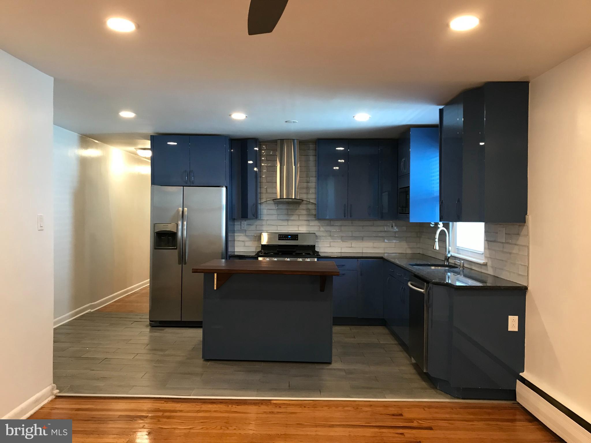 212 Robbins Street Philadelphia, PA 19111 - Photo 5 of 20