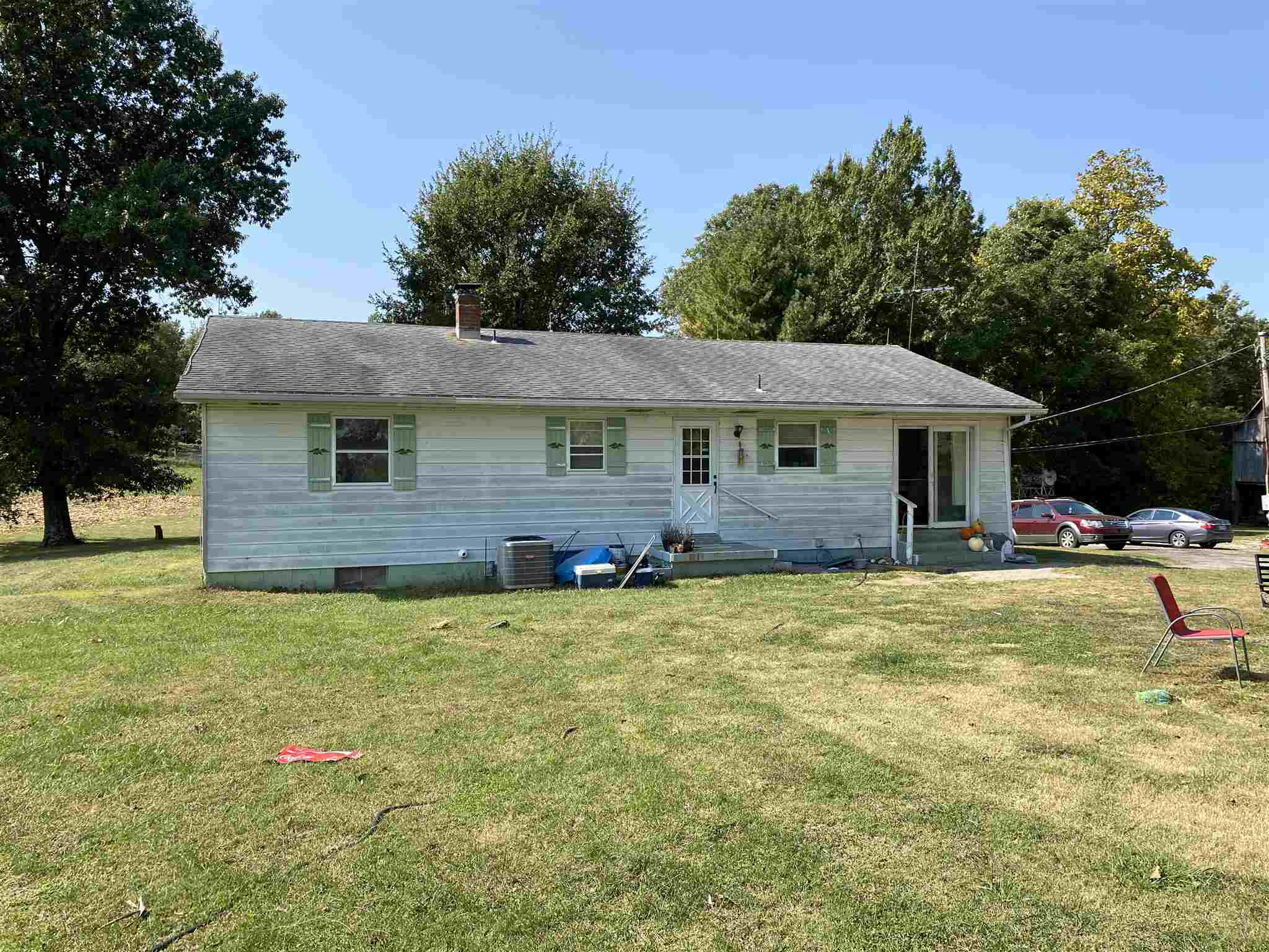 20157 Barton Road Evansville, IN 47725 - Photo 2 of 29 Gallery Image 2