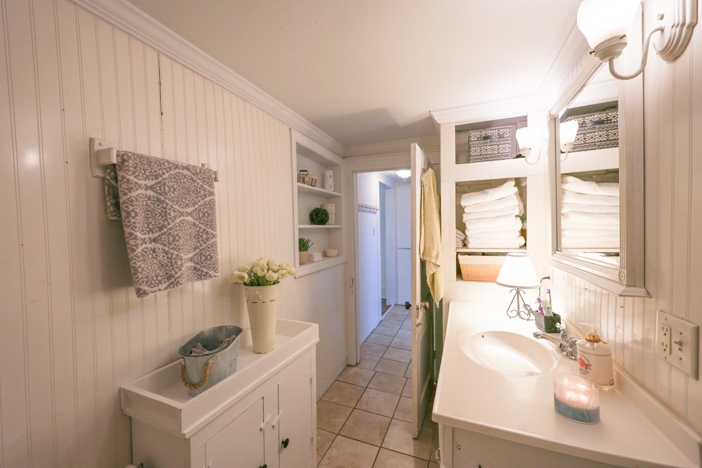211 Williams Street Valley, AL 36854 - Photo 28 of 28 a living room with furniture and a window