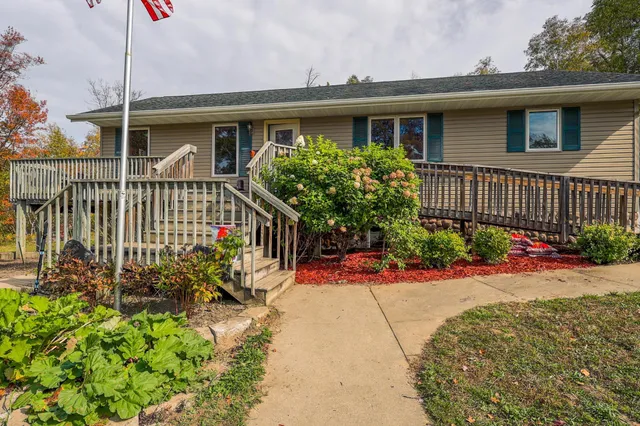 $389,900 | 1430 Sumac Road Northeast, Bemidji, MN 56601