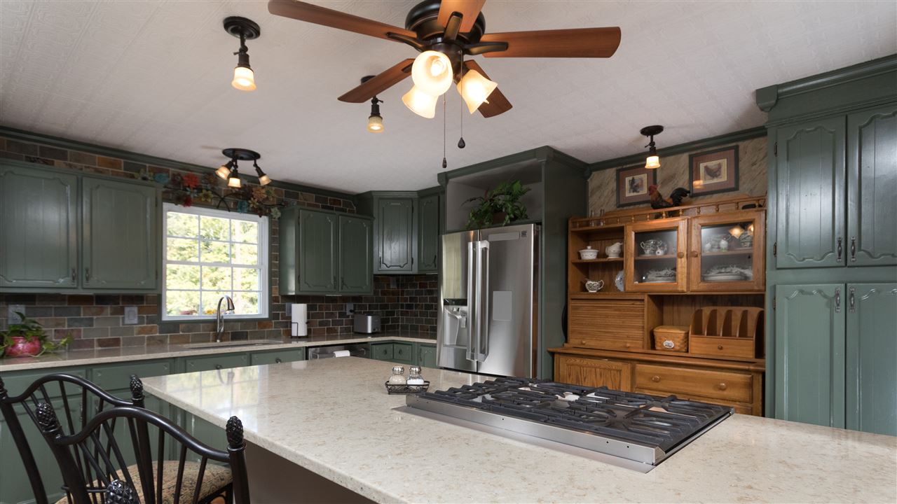 4383 Hughes Branch Road Huntington, WV 25701 - Photo 11 of 32 Gallery Image 11