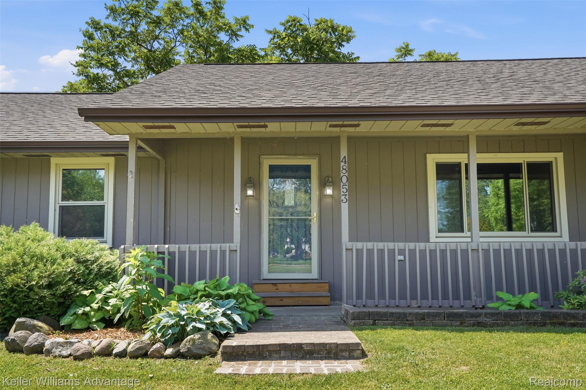 48053 Harris Road Belleville, MI 48111 - Photo 4 of 37 4_48053 harris rd-4.jpg