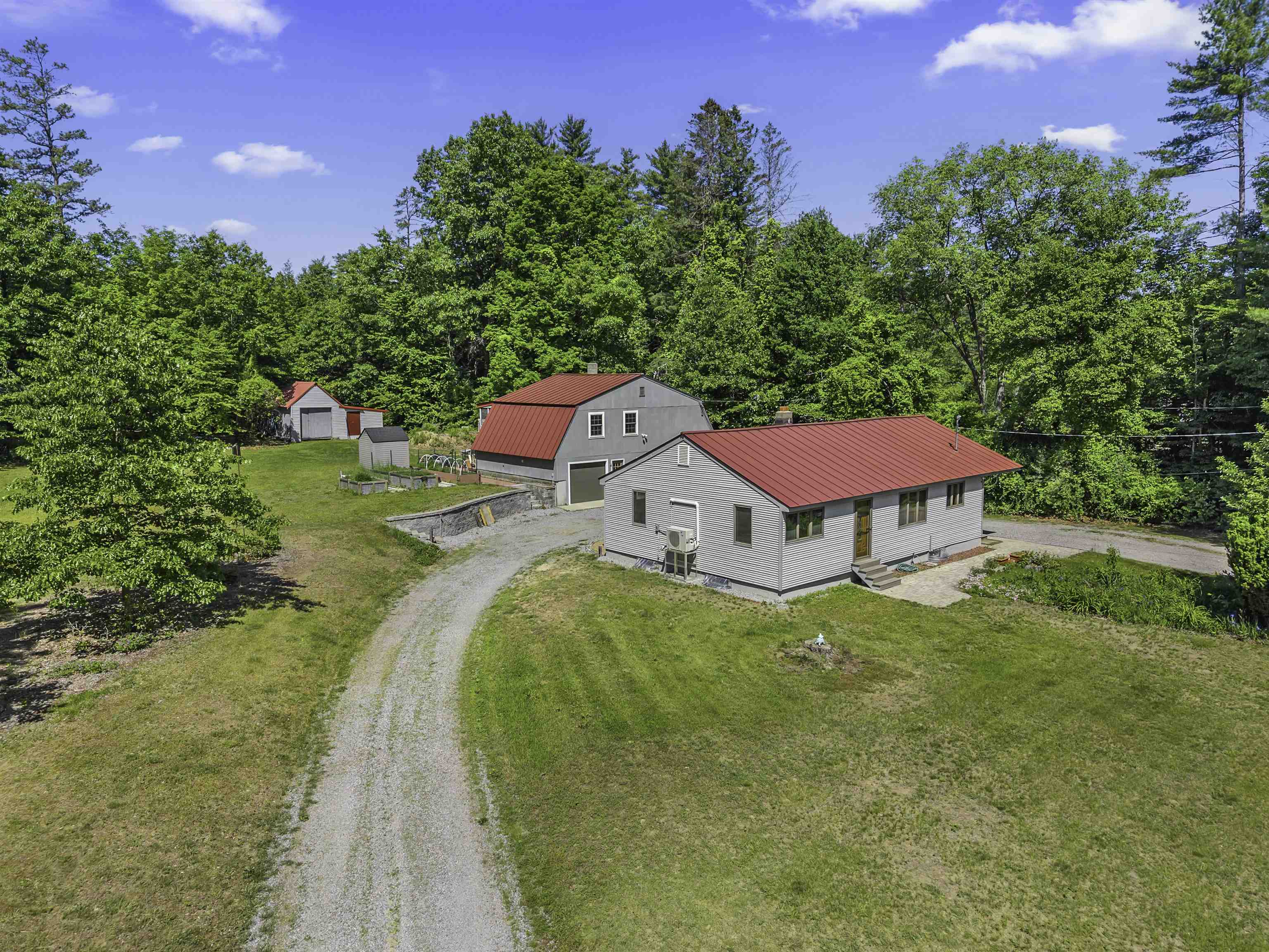 35 Tyler Road Hopkinton, NH 03229 - Photo 1 of 37