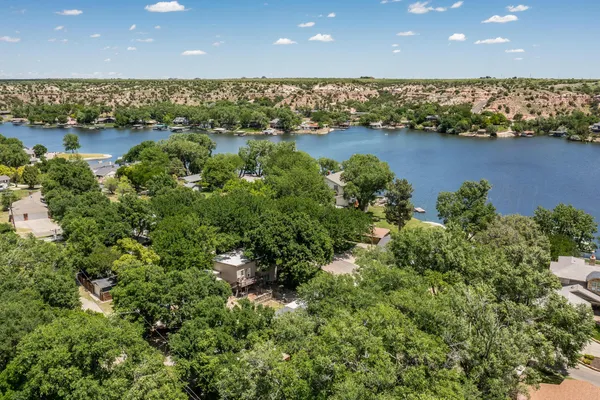 $570,000 | 514 Melody Lane, Amarillo, TX 79118