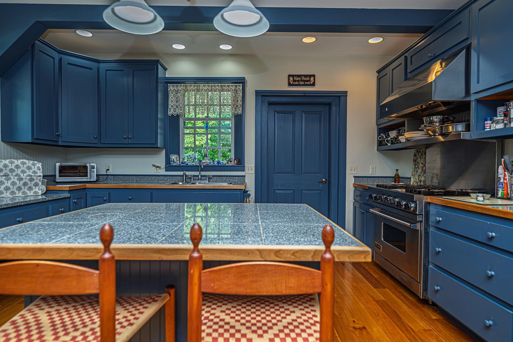 1502 King Hill Road New London, NH 03257 - Photo 12 of 59