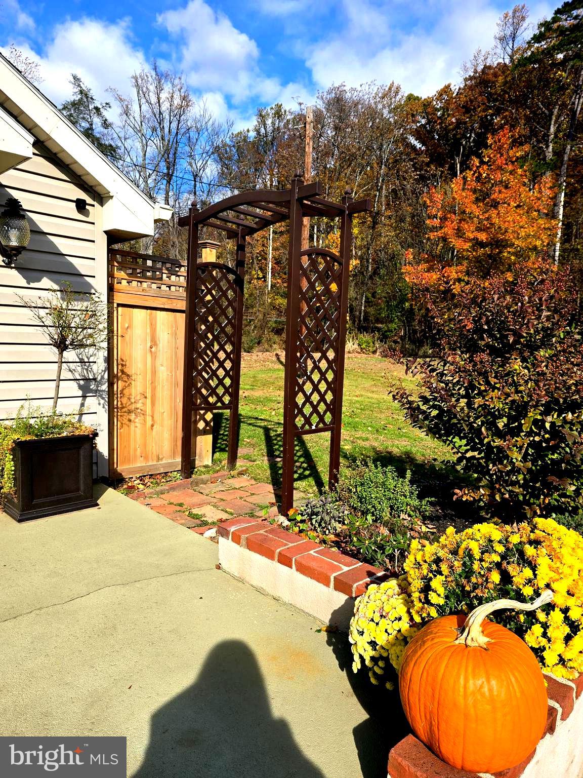 1951 Conestoga Road, Unit 2 Chester Springs, PA 19425 - Photo 4 of 22 a view of a backyard