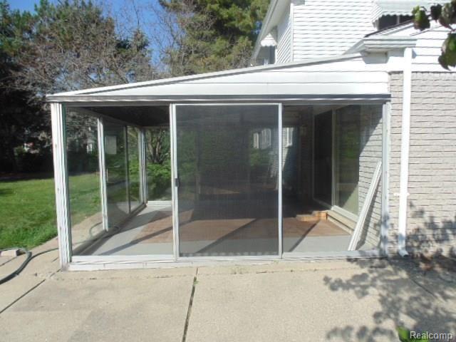 1082 Alter Road Bloomfield Hills, MI 48304 - Photo 8 of 28 DSC04739.JPG