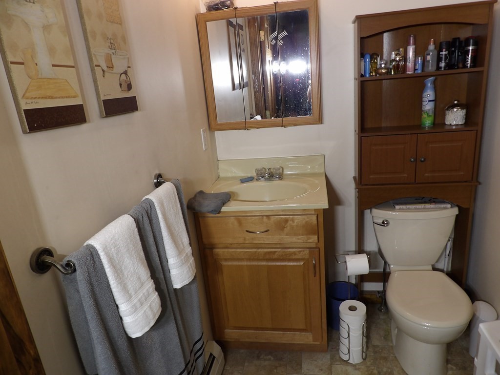 256 Brookfield Road Charlton, MA 01507 - Photo 28 of 42 Gallery Image 28