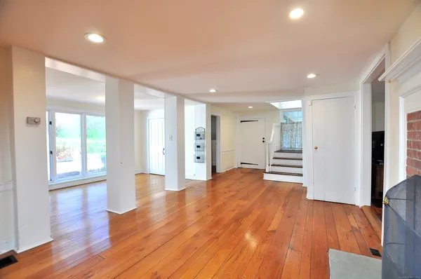 $765,000 | 11 West Chestnut Hill Road, Litchfield, CT 06759