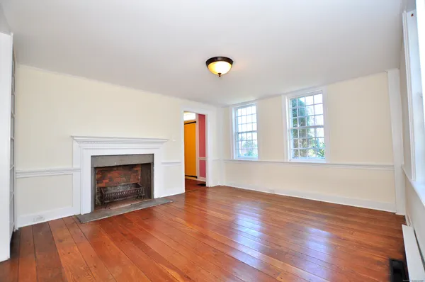 $765,000 | 11 West Chestnut Hill Road, Litchfield, CT 06759