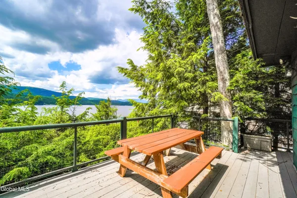 $1,924,999 | 536 East Shore Drive, Horicon, NY 12808